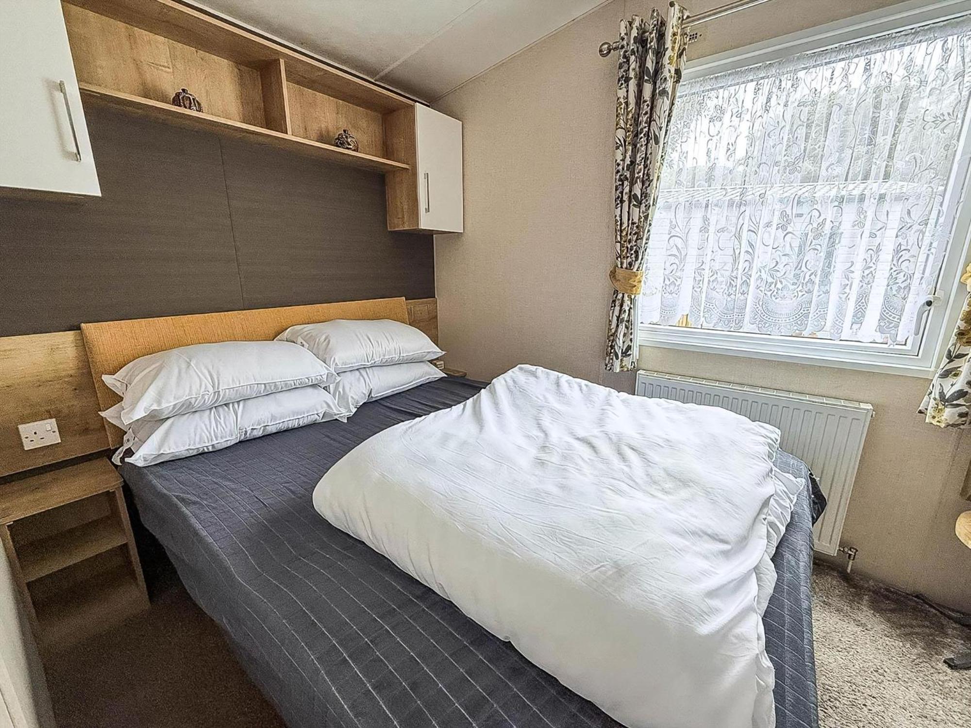 Brilliant Caravan With A Partial Sea View In Suffolk Ref 32026Az Lowestoft Dış mekan fotoğraf